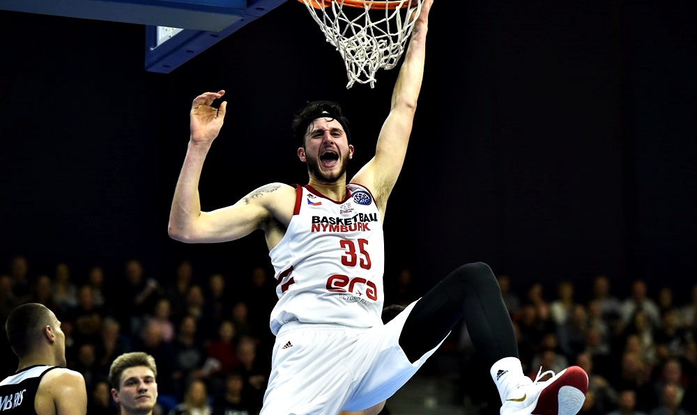 Zach Hankins, Maccabi Tel Aviv'i reddederek Galatasaray'a geldi! 