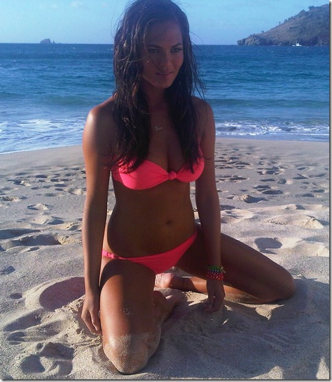 chrissy-teigen-dirty-hot-1