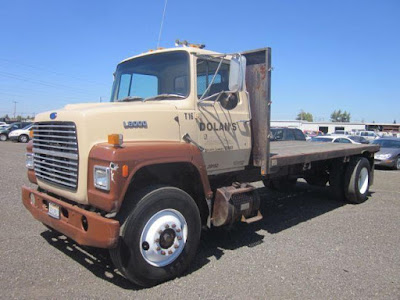 Ford L8000