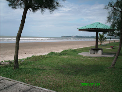 Luak Bay Esplanade, Miri