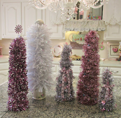  DIY tinsel Christmas Trees