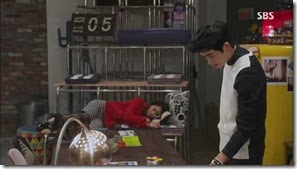 The.Heirs.E02.mkv_002681645