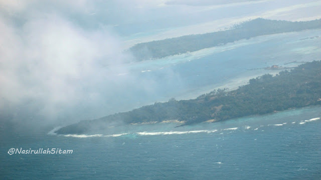 Daratan Karimunjawa dari atas pesawat