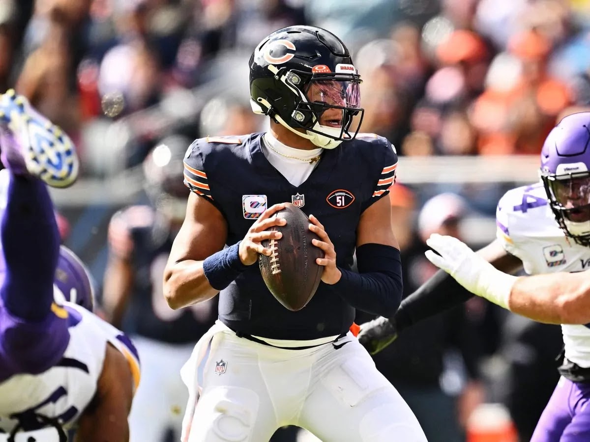 Analyzing Justin Fields Injury Status and Its Impact on the Bears vs. Panthers Matchup