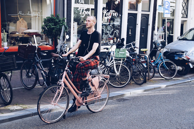 street style bikes Amsterdam fashion