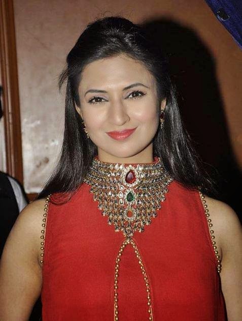 Divyanka Tripathi HD wallpapers Free Download