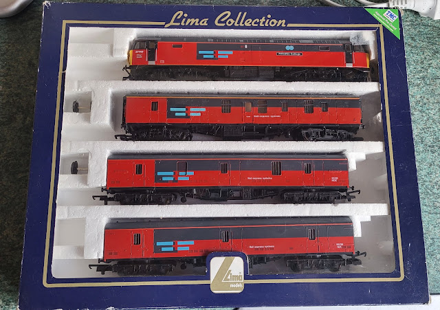 Lima Class 47 Rail Express Systems