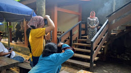 Jadi Model Komunitas Fotografer Tangsel, Azizah Bertabur Dukungan