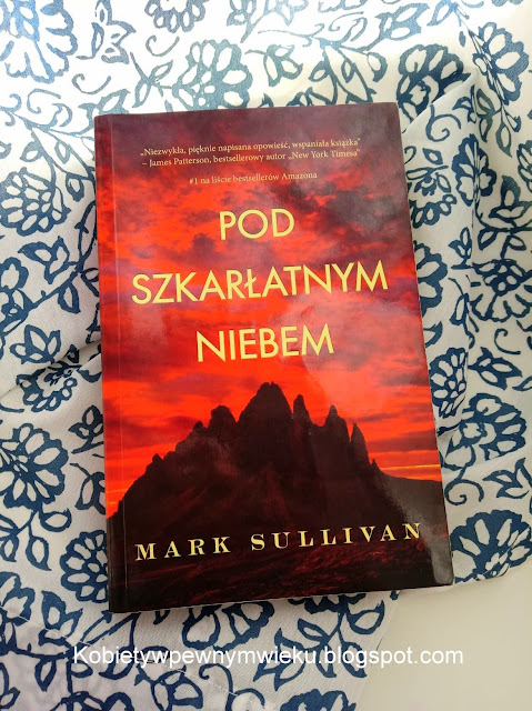 Mark Sullivan „Pod szkarłatnym niebem"