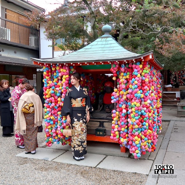 【八坂庚申堂】京都美照打卡熱點　古老寺院掛滿夢幻七彩許願猴