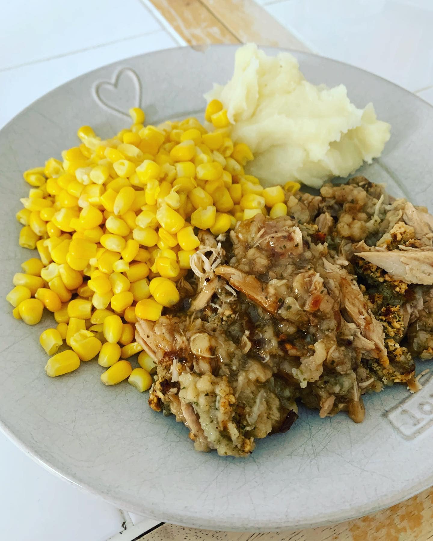 Recipe - Turkey pot pie with stuffing topping