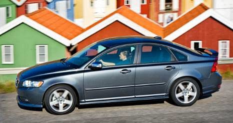 2015 Volvo S40 Design Review