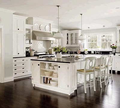 White Kitchen Cabinet