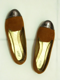 BS 11 AVALYN SUEDE AND METAL LOAFERS