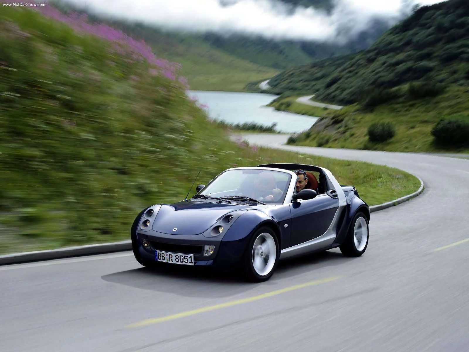 Hình ảnh xe ô tô Smart Roadster 2003 & nội ngoại thất