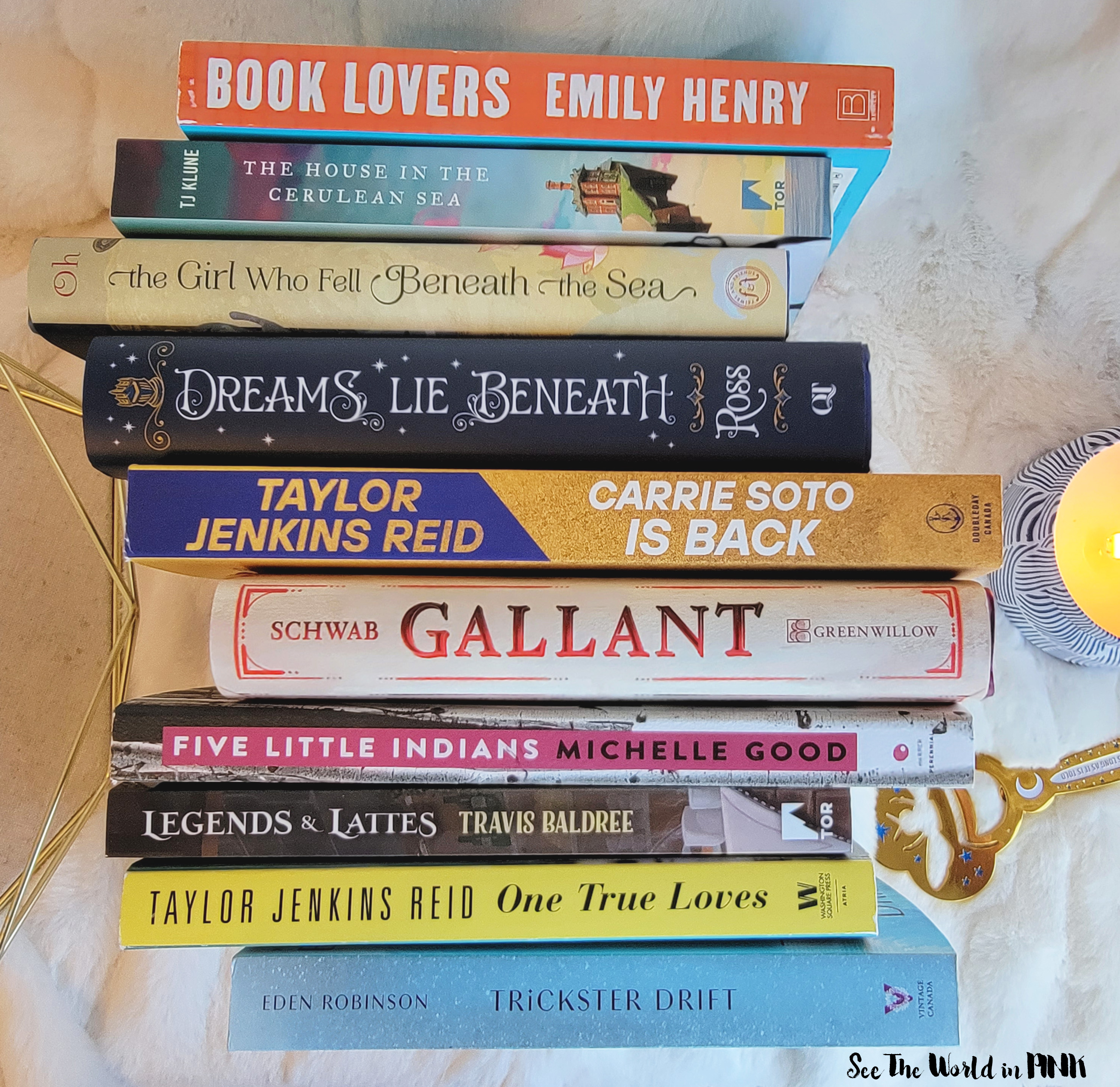 My Top 10 Favourite Books 2022 (And A Little Yearly Wrap Up and My Five Worst Books of the Year) | See the World in PINK