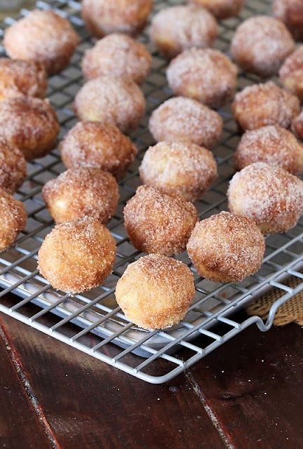 Cinnamon Sugar Donut Hole Muffins on Cooling Rack Image