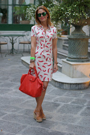 red hot chili peppers dress, vestito peperoncini, summer outfit, Oakley mirror sunglasses, Fashion and Cookies