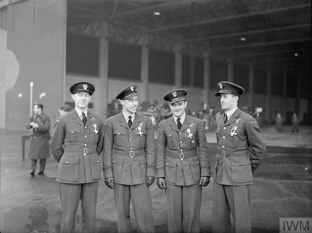 15 December 1940 worldwartwo.filminspector.com No. 303 Polish Squadron Polish pilots