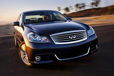 Infiniti M