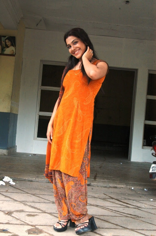Sandhya Latest Images cleavage