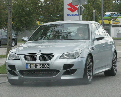 Bmw M5 2010. the high-performance M5