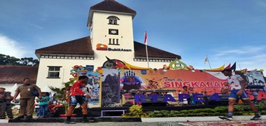 Situs Warisan Dunia Menyambut Kedatangan Pembalap Tour de Singkarak 2019