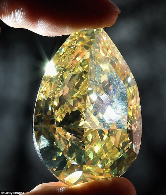 Just Amazing: 10 most famous Diamonds