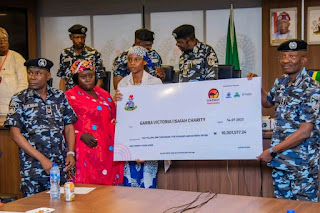 BREAKING :POLICE INSURANCE SCHEME: IGP FLAGS-OFF DISTRIBUTION OF OVER 535 MILLION TO 68 NEXT OF KINS OF DECEASED OFFICERS 