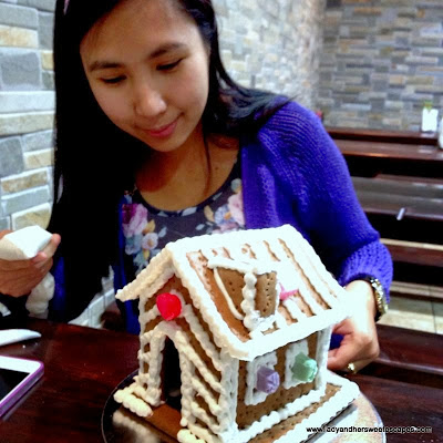 Lady and her Gingerbread House