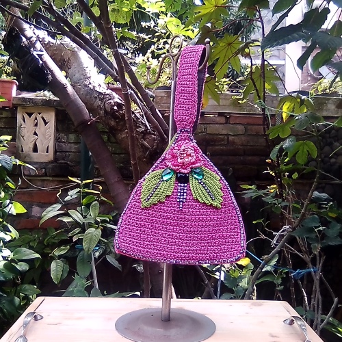 Tas Tenteng Warna Pink Model Segitiga