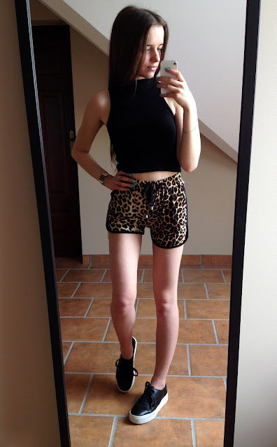 http://pl.wholesalebuying.com/product/new-women-shorts-european-fashion-spring-summer-leopard-printed-shorts-casual-short-pants-142166?utm_source=blog&utm_medium=cpc&utm_campaign=Flora036