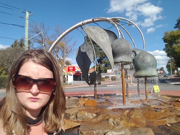 BIG Gumnuts by The Smith Sculptors in Kalamunda | Kalamunda Public Art