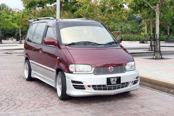 Hendri Prayitno TYI Nissan Serena C23 Modifikasi 