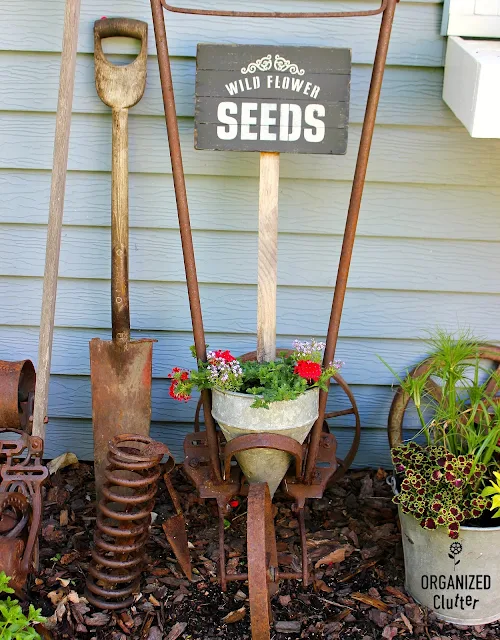 More Garden Junk Stencils #oldsignstencils #stencil #junkgarden #gardenjunk #galvanized #flowergarden #containergarden #signs #rusticgarden