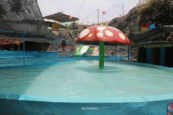 kolam renang anak