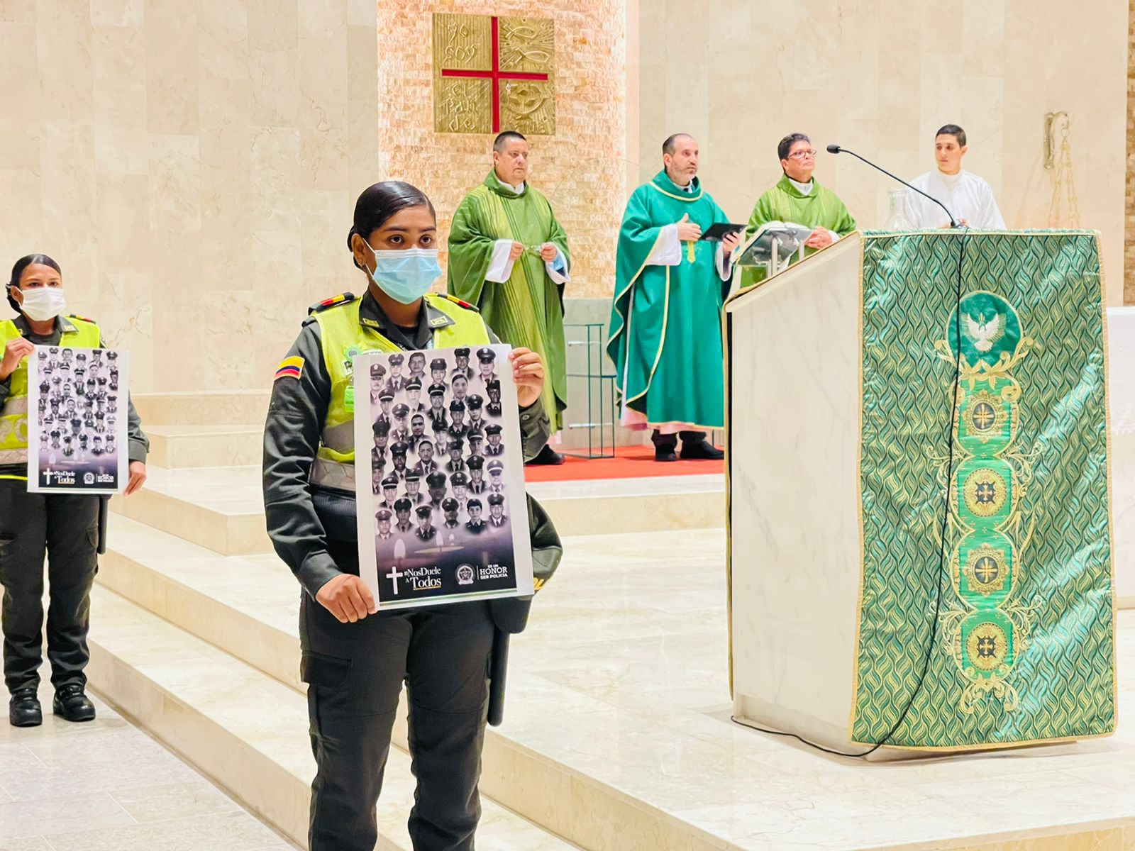 https://www.notasrosas.com/Con una eucaristía en Valledupar, Policía Cesar rinde tributo a los uniformados que perdieron sus vidas en diferentes atentados delincuenciales