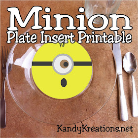 Have dinner with your favorite Minions with this printable plate insert.  Add your minion to the bottom of a glass plate and enjoy some fun tonight.