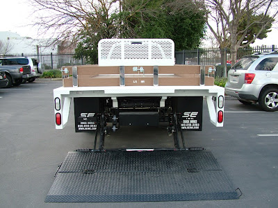 building a wood flatbed for pickup truck