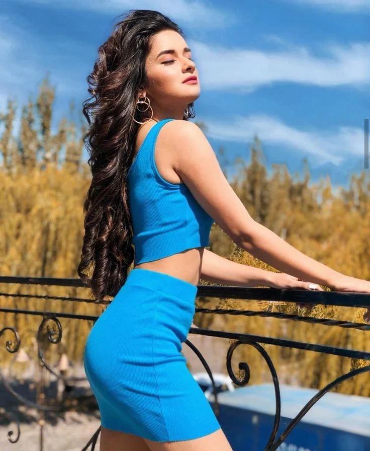 Hot and sexy ass of India's famous Teenage TV actress Avneet Kaur, Avneet Kaur hot Big Butt, Avneet Kaur oops moment, Avneet Kaur sexy nevel, Avneet Kaur leaked, Avneet Kaur sex, Avneet Kaur sexy thighs and Butt, Avneet Kaur sexy Big Ass