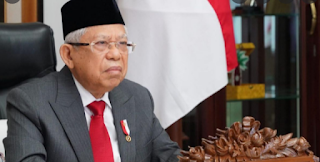 Vice President: Fasting momentum increases "taqarrub" and self-introspection  Indonesian Vice President Ma'ruf Amin gave a virtual speech at the Syiar Islam and Tarhib Ramadhan 1443 H Indonesian Ulema Council, in Jakarta, Thursday (31/3/2022). ANTARA/HO-BPMI Setwapres.  Jakarta (ANTARA) - Indonesian Vice President Ma'ruf Amin said that the fasting month is a very appropriate moment to do taqarrub or draw closer to Allah and do self-introspection.  "While fasting is the right time for us to increase taqarrub or draw closer to Allah, as well as to do muhasabah or self-introspection to clear our hearts and minds," said the Vice President in his greeting welcoming 1 Ramadhan 1443 Hijri, in Jakarta, Saturday.  The vice president invites Muslims to increase worship, repentance, istighfar, dhikr, shalawat, and alms, and pray to Allah SWT to be given protection and safety from calamities and dangers in order to resist reinforcements, especially from the COVID-19 pandemic.  The vice president also invited all Muslims to make Ramadan a month of increasing alms, including issuing zakat mal.  "Don't make Ramadan a month that is more consumptive. But a month of concern," said the Vice President.  The vice president said that the month of Ramadan was the right moment to strengthen humanitarian solidarity and strengthen ukhuwah islamiyah, ukhuwah wathaniyah , and ukhuwah insaniyah .  To Muslims throughout Indonesia, the Vice President wished you a happy fasting in the holy month of Ramadan 1443 Hijriah.  "Hopefully all the practices we do can further increase our faith and piety to Allah SWT. May Allah SWT always give His inayah and be pleased with every effort we make," he said.
