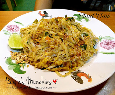 Paulin's Munchies - Thai Gold Food at Sunshine Plaza Bencoolen Street - Phad Thai