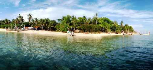 Pulau Kecil Paling Unik di Dunia