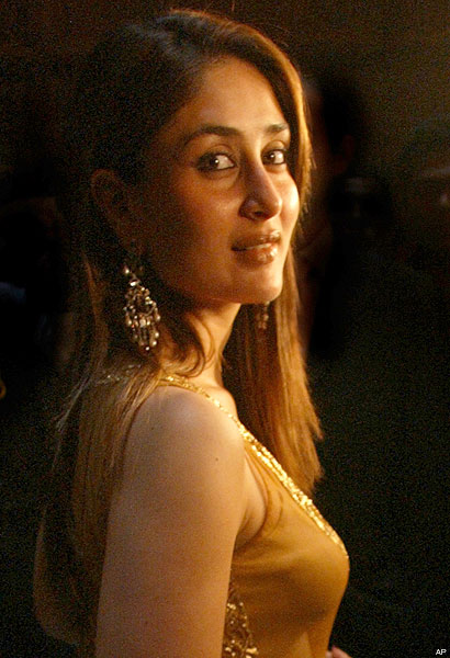 Bollywood Hotty Kareena Kapoor Unseen Dead Hot Pictures