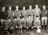 SELECCIÓN DE ESPAÑA B - Temporada 1964-65 - Fernández, Arnal, Gallego, Calpe, Pepín, Tejada, Reina; Ufarte, Arieta II, Ansola, Grosso y Jose María - ESPAÑA B 3 (Jose María 2, Arieta II) PORTUGAL B 0 - 15/11/1964 - Partido amistoso - Córdoba, estadio El Arcángel