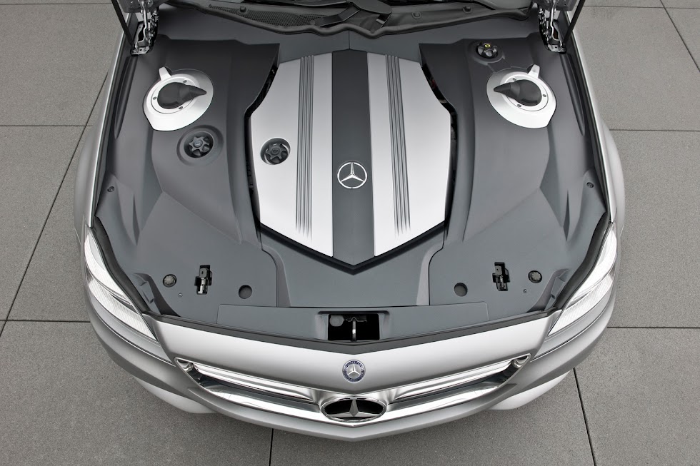 Mercedes-Benz CLS Shooting Brake Cover Engine