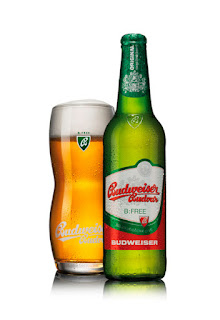 Budějovický Budvar B:FREE, Budweiser checa sin alcohol.