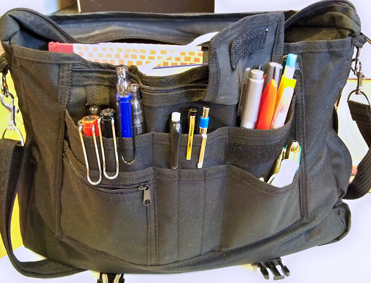 great pockets for pens, pencils and brushes. The left hand pocket ...