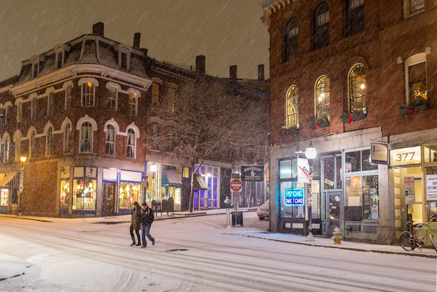 Portland, Maine USA January 2016 photo by Corey Templeton. A quintessential winter scene at the corner of Fore and Moulton Streets last evening.