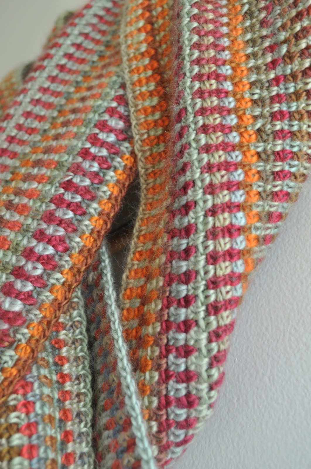 Field Lilies: Crocheted Linen Stitch Scarf